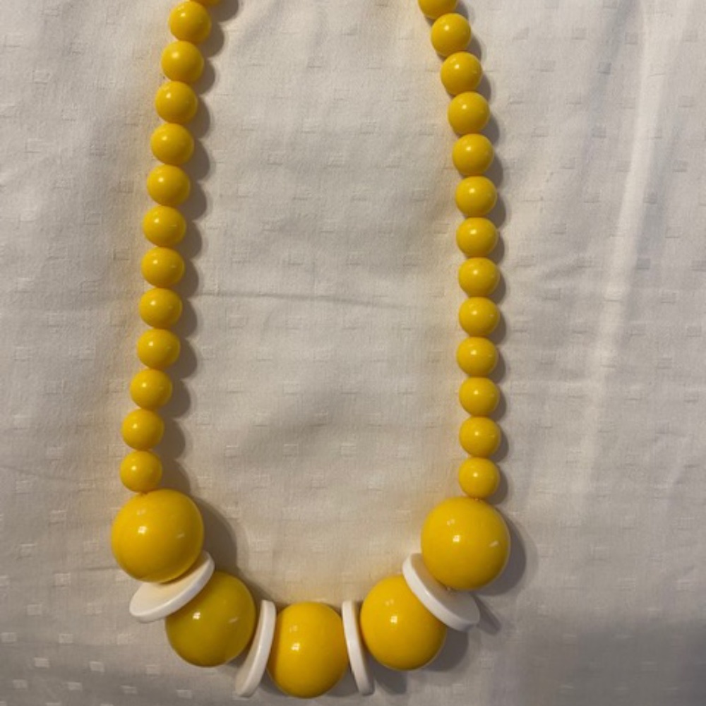 Yellow/White Necklace